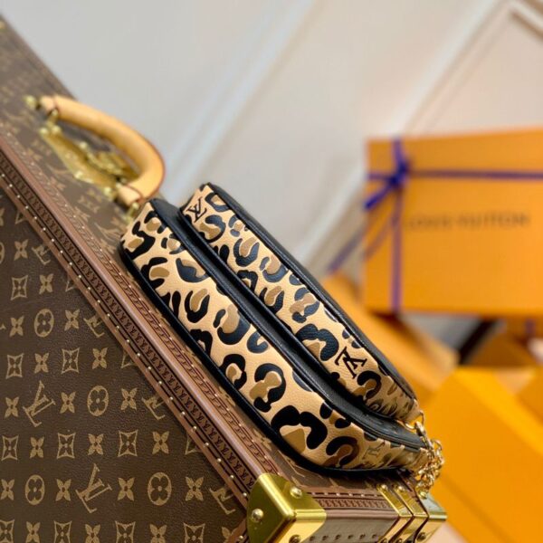 Replica Louis Vuitton Multi Pochette Accessoire LV M58520 6