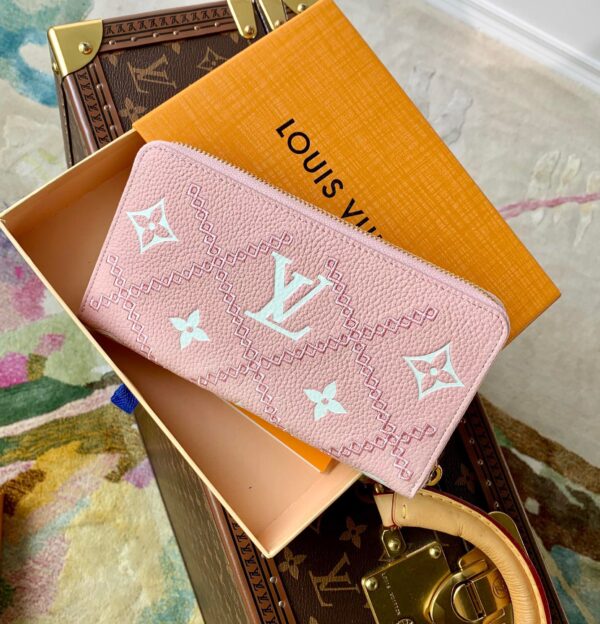 Replica Louis Vuitton Zippy Wallet LV M81138 9