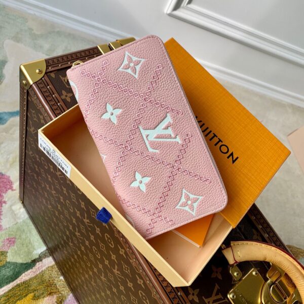 Replica Louis Vuitton Zippy Wallet LV M81138 10