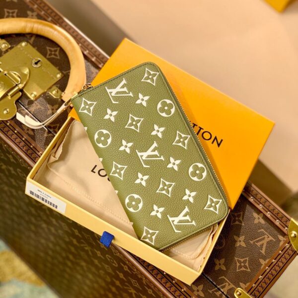 Replica Louis Vuitton Zippy Wallet LV M81280 4