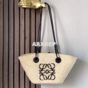 Replica Loewe Small Anagram Basket bag in Iraca Palm and Black Calfski 2