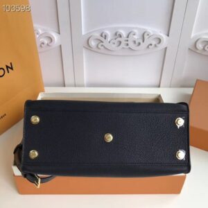 Replica LV On My Side Louis Vuitton M53823 2