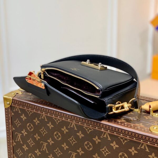 Replica Louis Vuitton Swing LV M20393 4