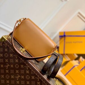 Replica Louis Vuitton Swing LV M20396 2