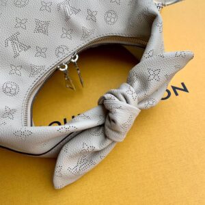 Replica Louis Vuitton Why Knot PM LV M20701 2