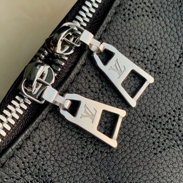 Replica Louis Vuitton Why Knot PM LV M20703 7