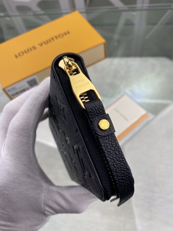 Replica Louis Vuitton Zippy Wallet Black LV M61864 7