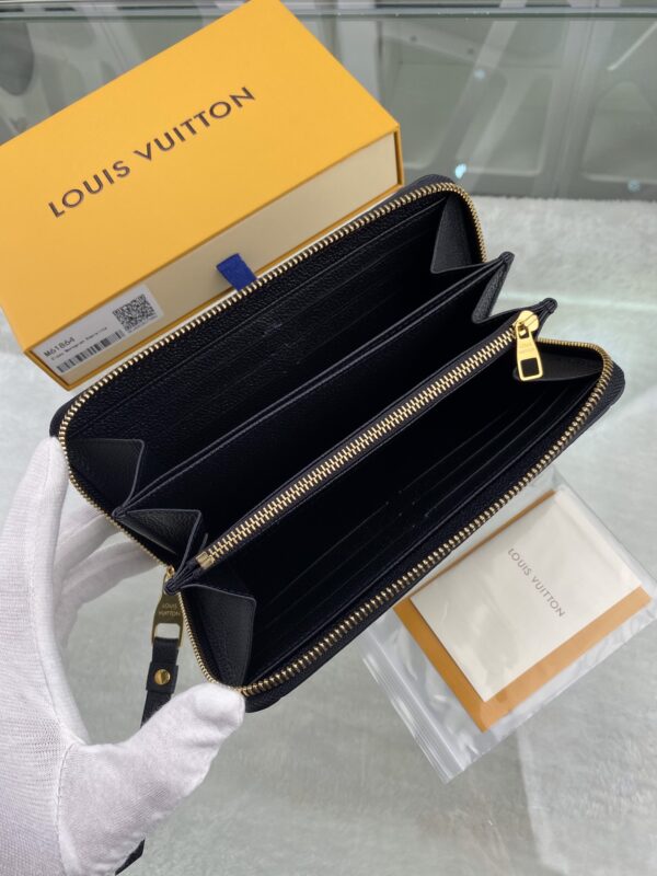 Replica Louis Vuitton Zippy Wallet Black LV M61864 9