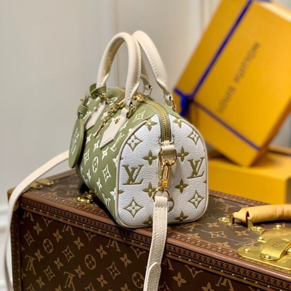 Replica Louis Vuitton Speedy Bandoulière 20 LV M46118 4