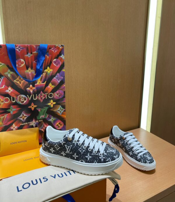 Replica Louis Vuitton gray Monogram denim Time Out Sneaker 1AAW2S 6