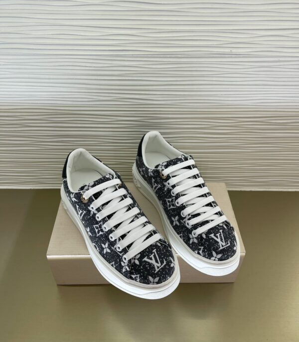 Replica Louis Vuitton gray Monogram denim Time Out Sneaker 1AAW2S 7