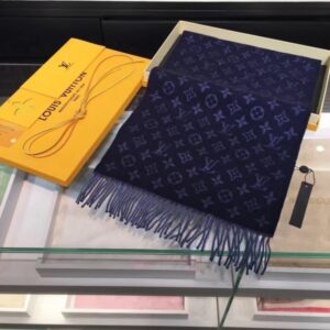 Replica Louis Vuitton Monogram Gradient Scarf M70257 2