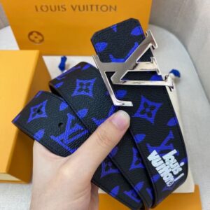 Replica Louis Vuitton LV Initiales Everyday LV 40MM Reversible Belt MP302V 2