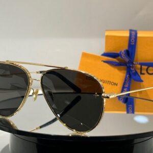 Replica Louis Vuitton The LV Pilot Sunglasses Z1618U 2