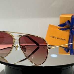 Replica Louis Vuitton The LV Pilot Sunglasses Z1621U 2