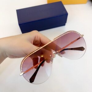 Replica Louis Vuitton Z1232W LV Gone Girl Sunglasses 2