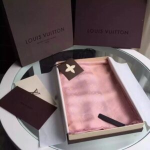 Replica Louis Vuitton Monogram Shawl M75086 2