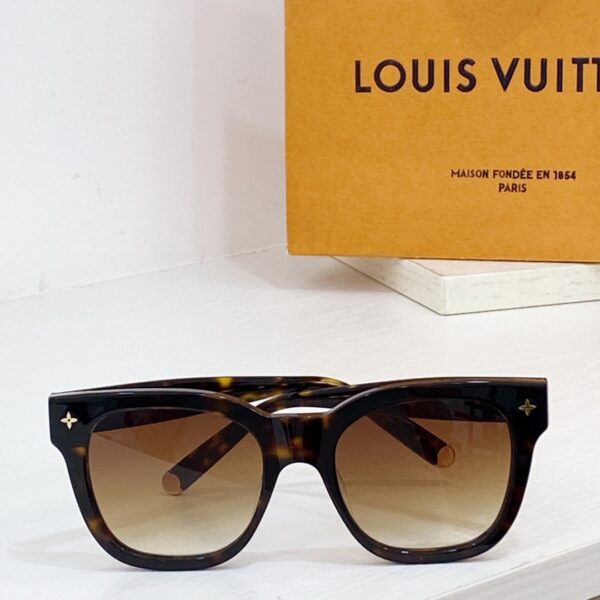 Replica Louis Vuitton My Monogram Round LV Sunglasses Z1527W 5