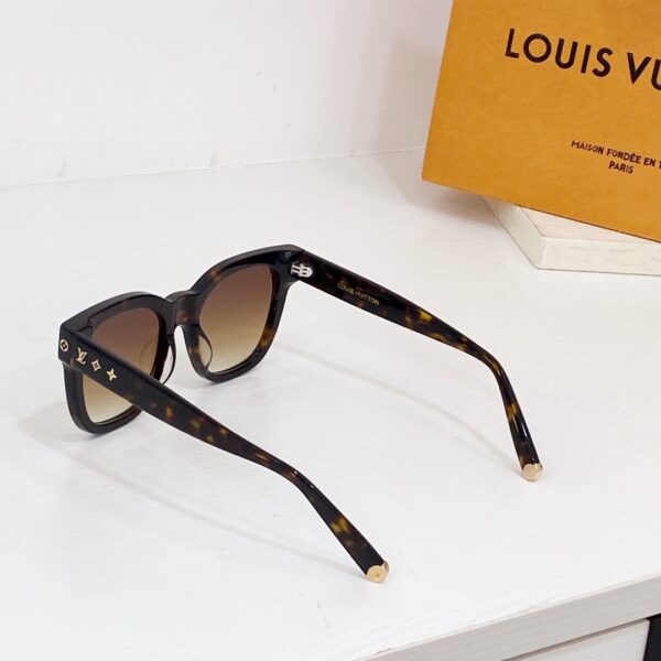 Replica Louis Vuitton My Monogram Round LV Sunglasses Z1527W 8