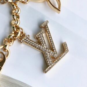 Replica Louis Vuitton Flower Finesse Chain Bag Charm M68998 2