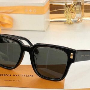 Replica Louis Vuitton LV Escape Square Sunglasses Z1496W 2