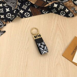 Replica LV MP2835 Louis Vuitton Since 1854 Dragonne Dauphine Key Holder 2