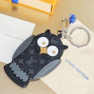 Replica LV Owl Bag Charm and Key Holder Louis Vuitton M69482