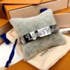 Replica Pure LV Simple Tour Bracelet Louis Vuitton M6564E