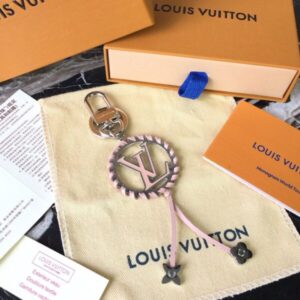 Replica LV Very Bag Charm And Key Holder Louis Vuitton M63081