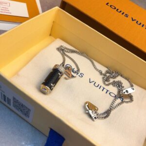 Replica LV Monogram Eclipse Charms Necklace Louis Vuitton M63641 2