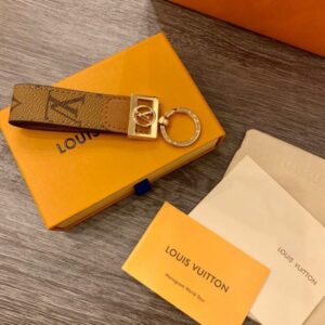 Replica LV Dauphine Dragonne Key Holder Louis Vuitton M69313 2