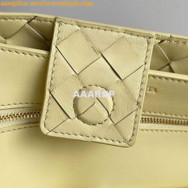 Replica Bottega Veneta BV 743572 Medium Andiamo Ligth Yellow 10