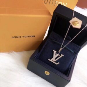 Replica LV Idylle Blossom Necklace Louis Vuitton Q93670