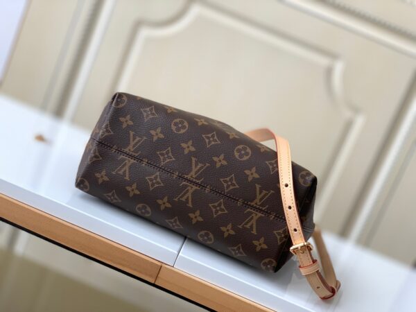 Replica Louis Vuitton LV BOÉTIE PM Bag M45986 8