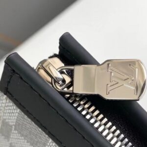 Replica Louis Vuitton Pochette Voyage MM Damier Graphite 3D N60443 2