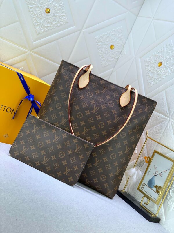 Replica Louis Vuitton LV CARRY IT M45199 5