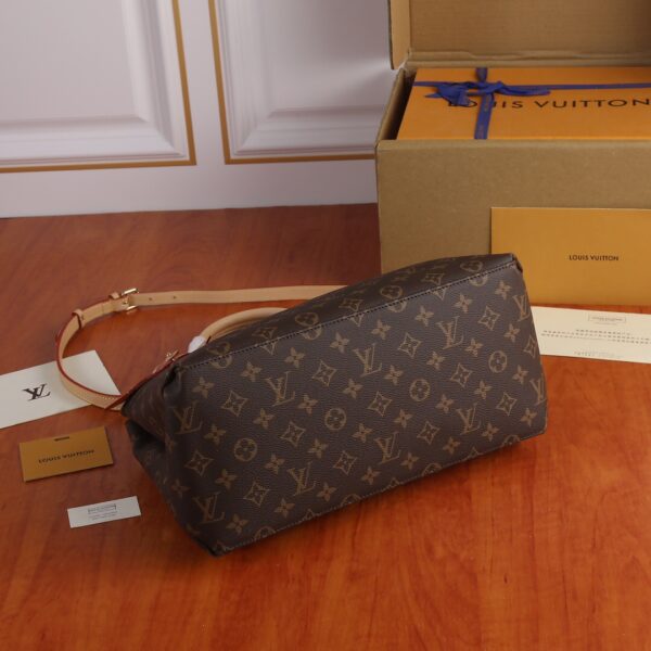 Replica Louis Vuitton LV GRAND PALAIS Bag M45898 7