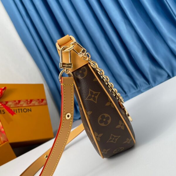 Replica Louis Vuitton LV LOOP M81098 7