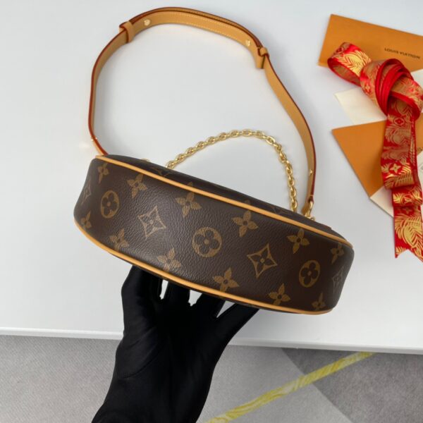 Replica Louis Vuitton LV LOOP M81098 8