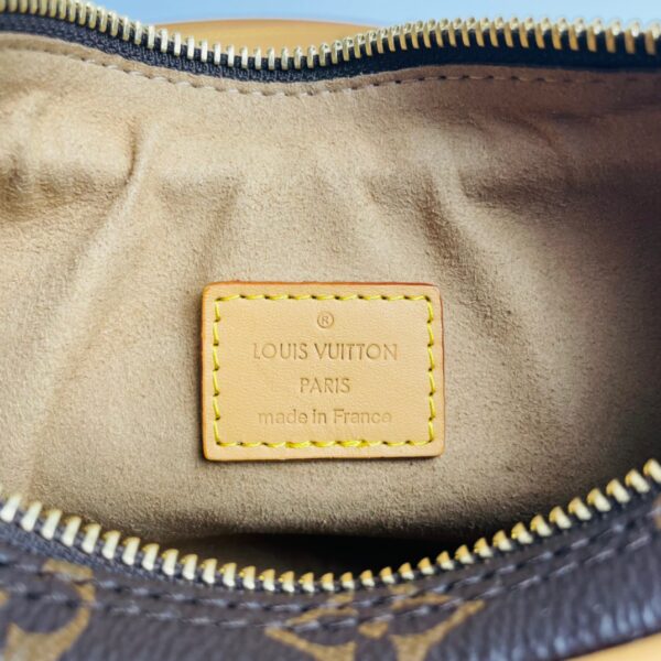 Replica Louis Vuitton LV LOOP M81098 12