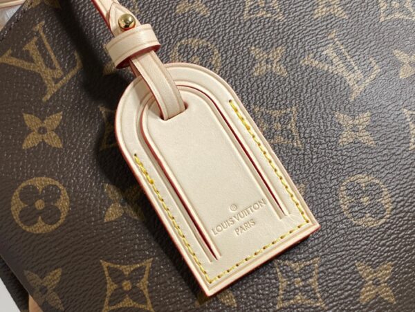 Replica Louis Vuitton LV PETIT PALAIS Bag M45900 4