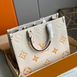 Replica Louis Vuitton OnTheGo MM Bag By The Pool M45717 2