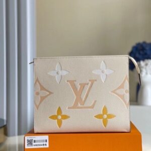 Replica Louis Vuitton Toiletry Pouch 26 By The Pool M80504 2