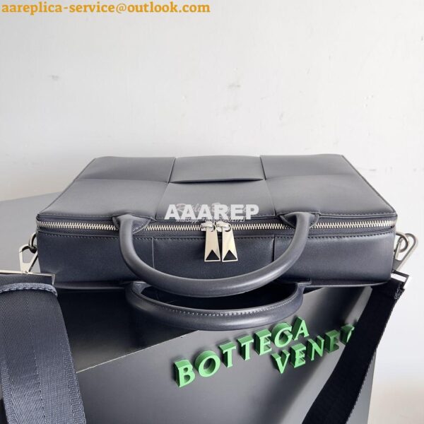 Replica Bottega Veneta BV Arco Briefcase Intreccio leather 680120 Blac 4