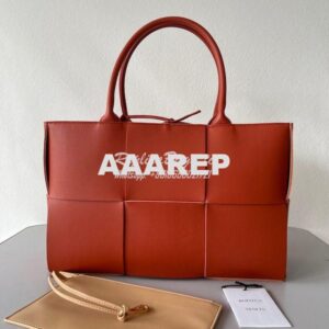 Replica Bottega Veneta BV Arco Tote Small / Medium Intrecciato Lambski