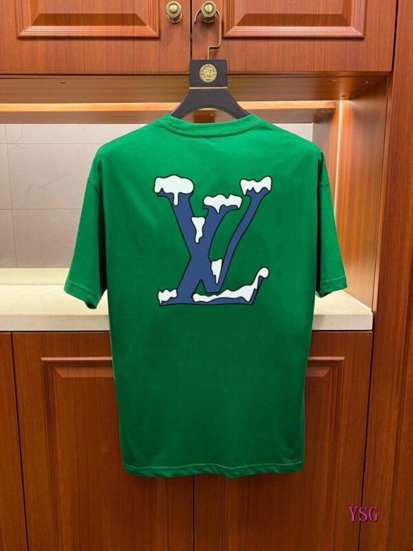 Replica LV Men T-Shirts Louis Vuitton Fashion Clothing L601262 3