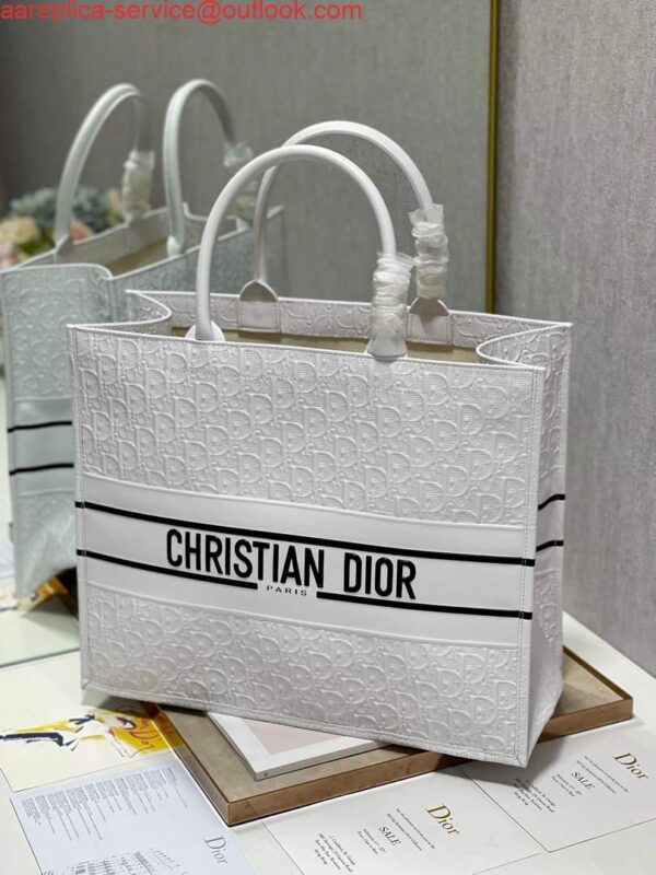 Replica Dior M1286 Large Book Tote White Perforated and Embossed Oblique Calfskin 2