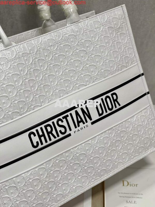 Replica Dior M1286 Large Book Tote White Perforated and Embossed Oblique Calfskin 4