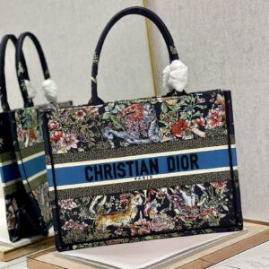 Replica Dior M1296 Medium Book Tote D-Constellation embroidery in shades of blue