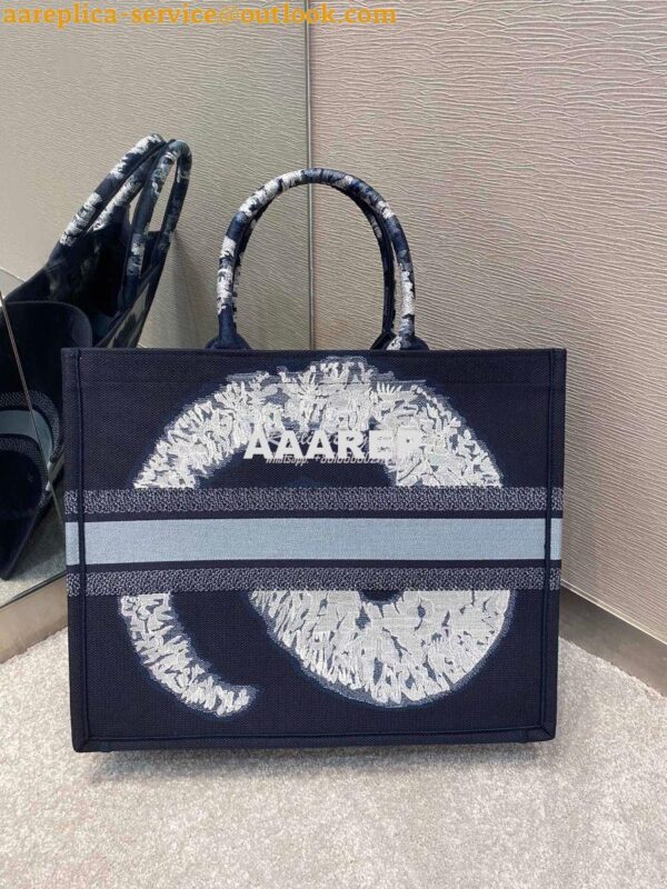 Replica Dior Book Tote bag Embroidered Canvas with Blue Multicolour Ti 9